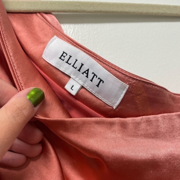 ELLIATT Cassini dress one shoulder asymmetrical in coral - Picture 9 of 10